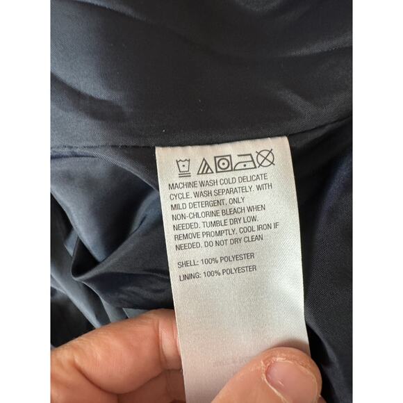 Susan Graver Water Resistant Windbreaker with Dot Lining Classic Navy 1X - Picture 5 of 13